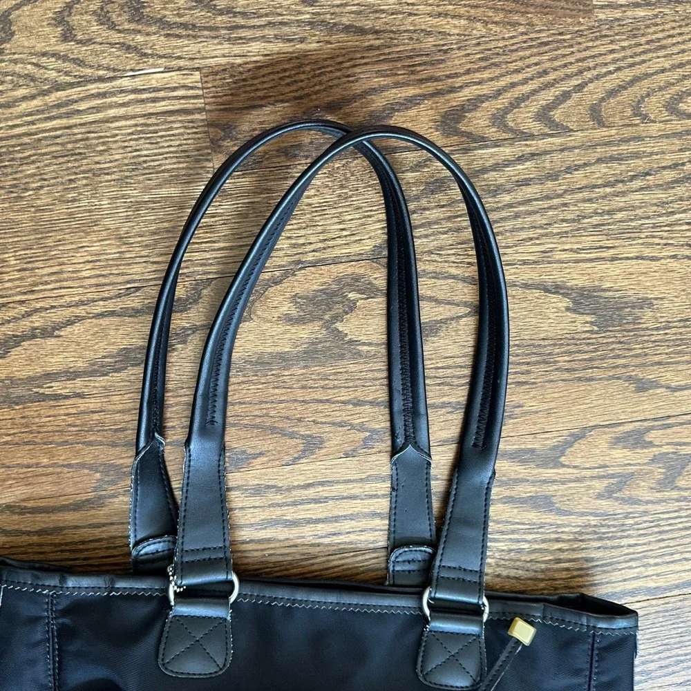 Deadstock Nike Tote Bag OS Black Solid Women's Y2K Sporty Techwear Athleisure